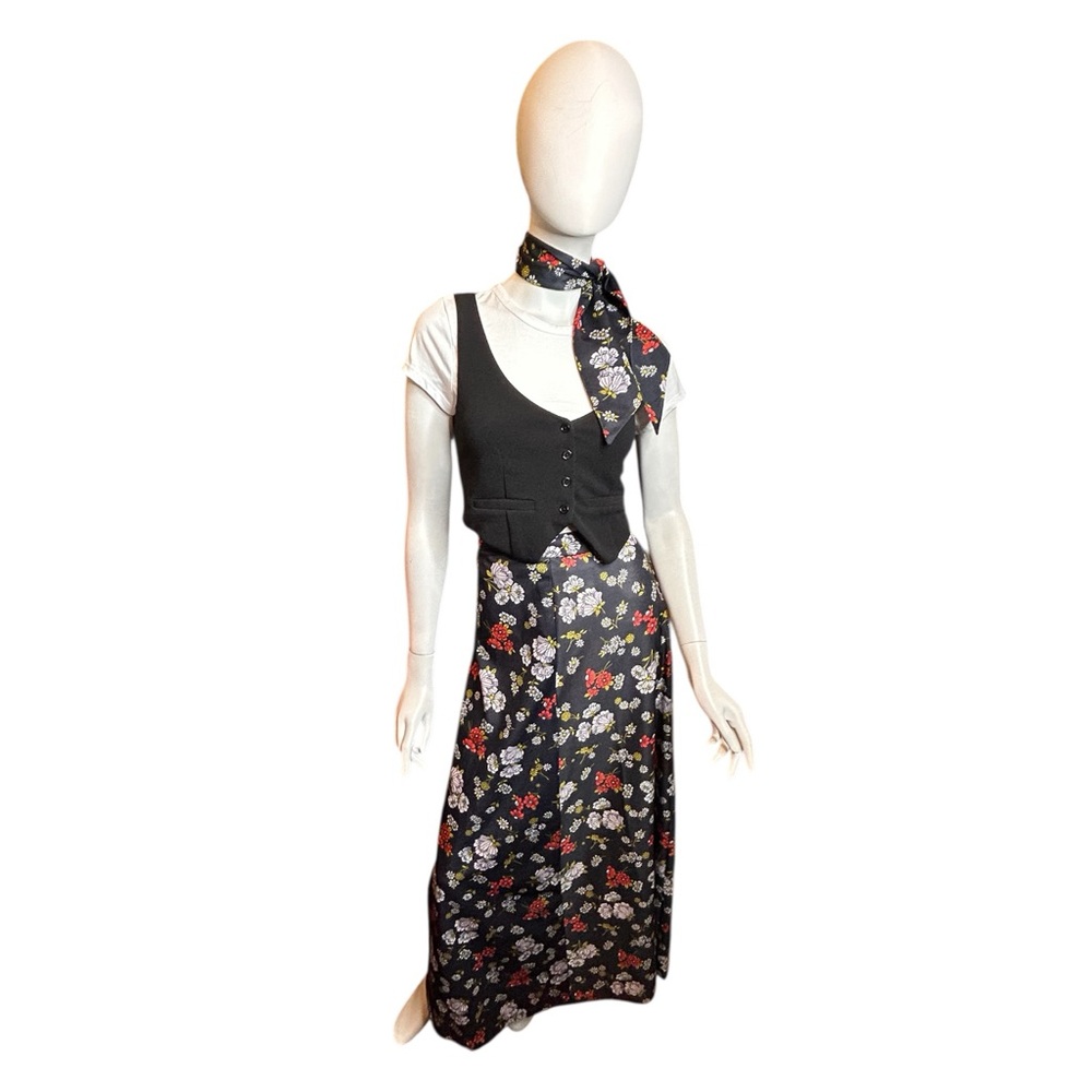 Vintage 70s Floral Maxi Skirt Women’s Size Medium Dark Navy With Matching Scarf